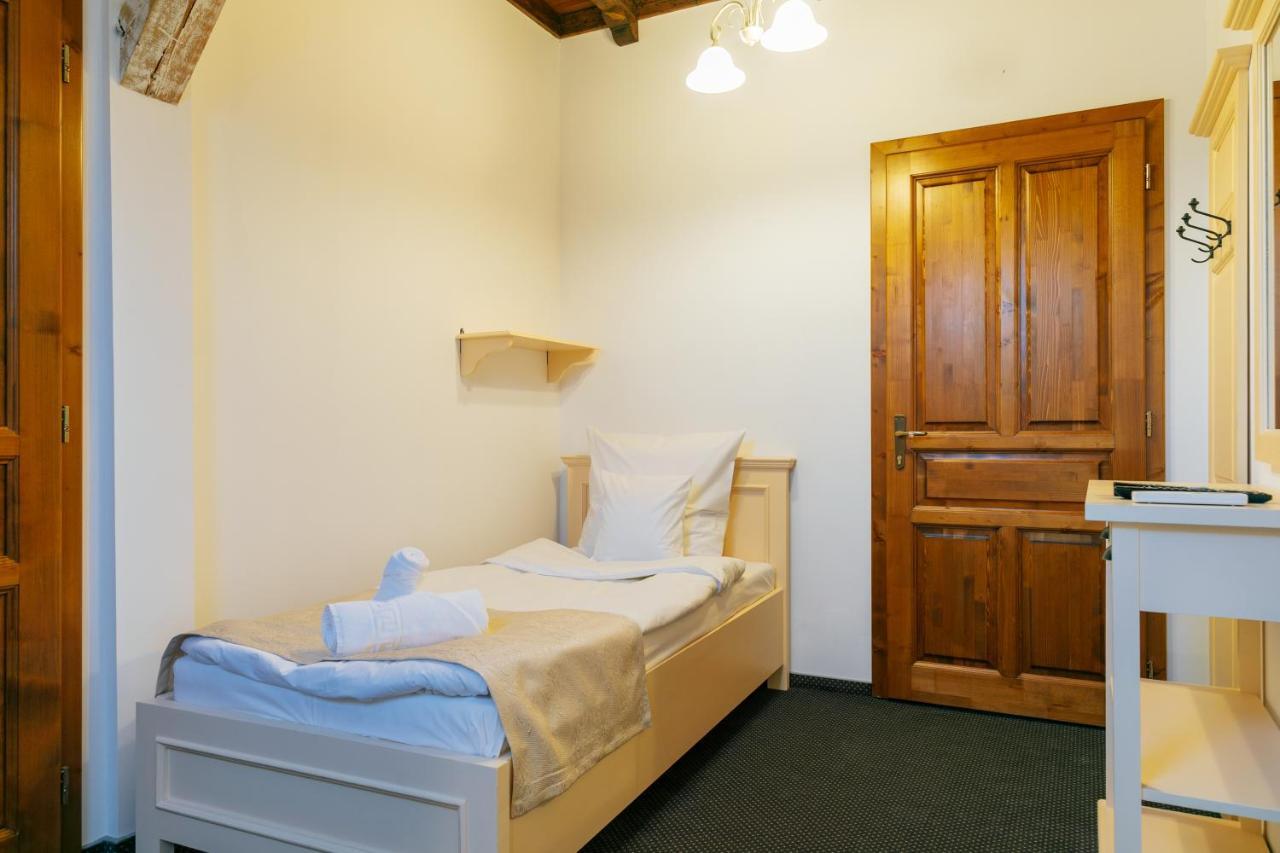 Zumzet Bed & Breakfast Selimbar Luaran gambar